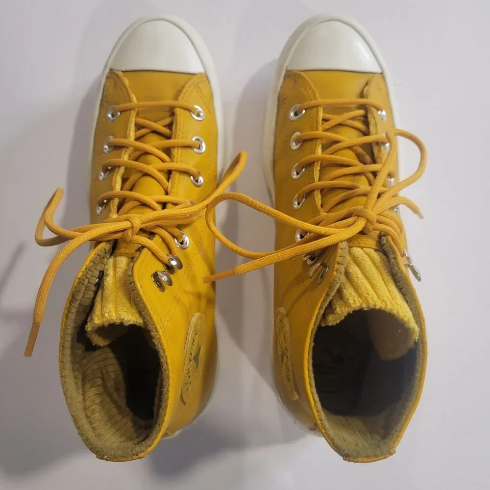 Converse Chuck Taylor All Star Lugged leather High Gold Dart sz 8. Yellow... - Picture 2 of 12